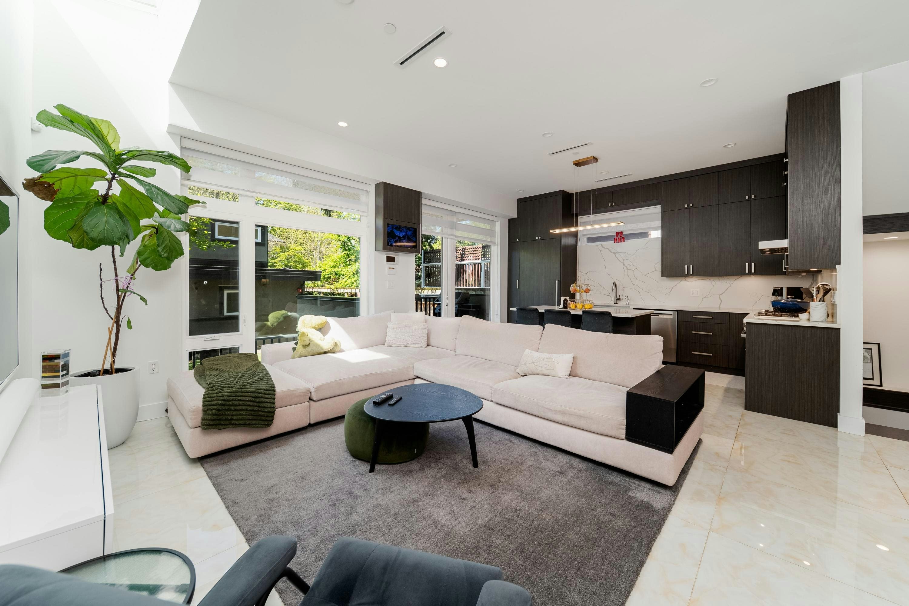 6007 Larch Street, Vancouver, BC, V6M 4E5 - 6