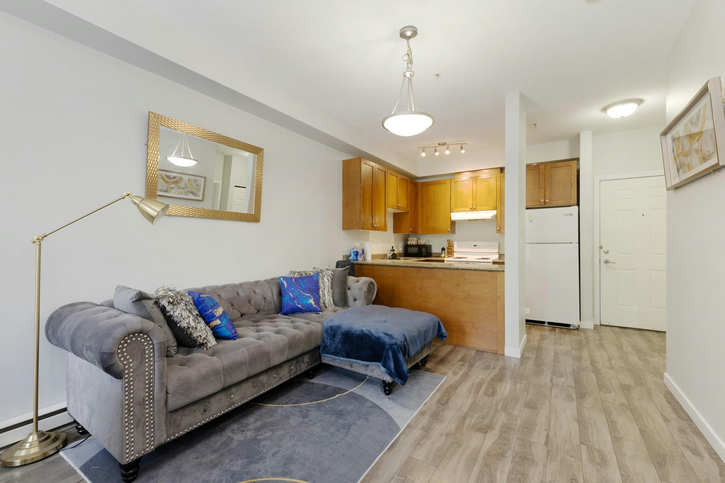 202-13277 108 Avenue - 4