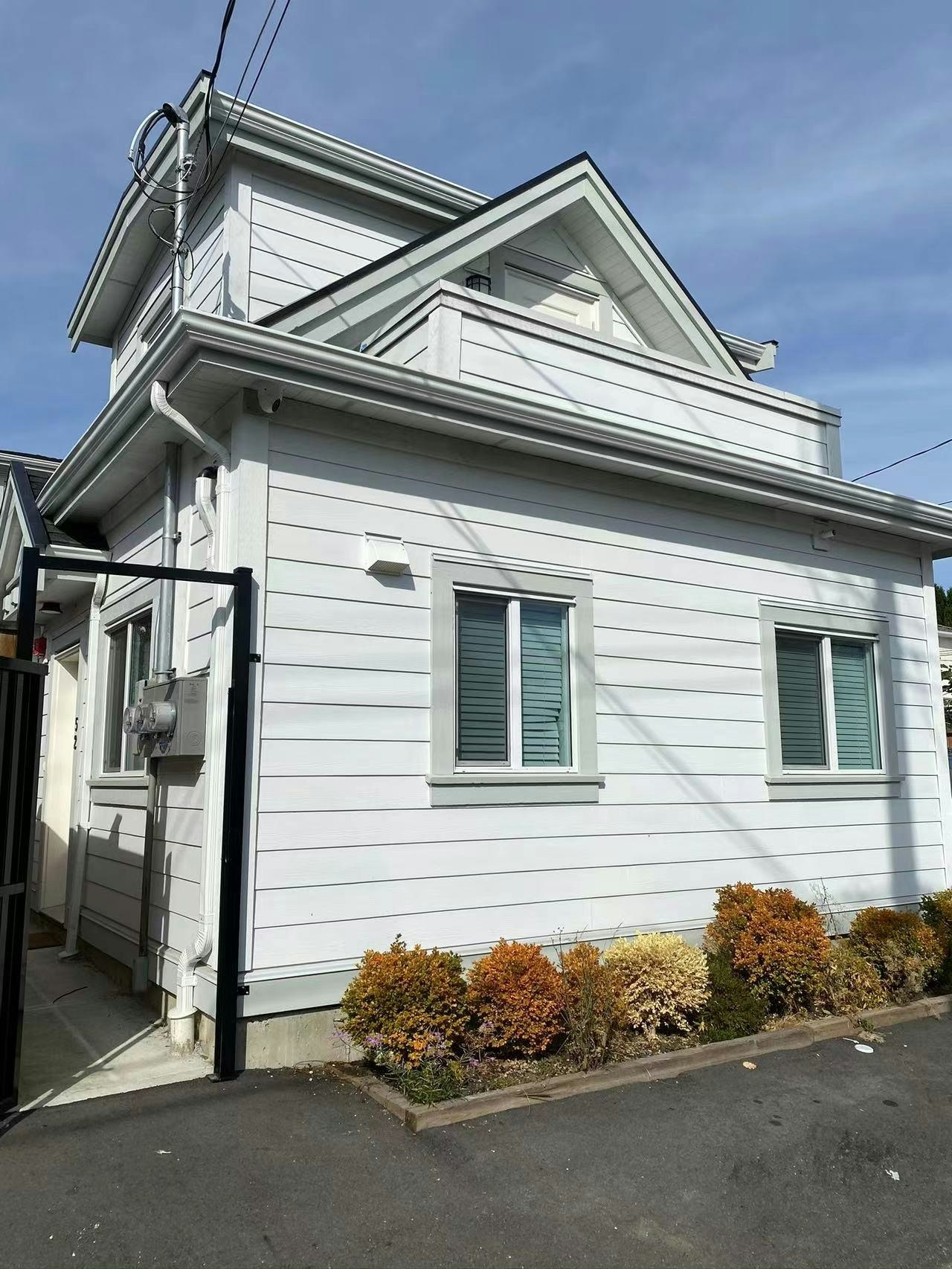 56 E 51st Avenue, Vancouver, BC, V5X 1B9