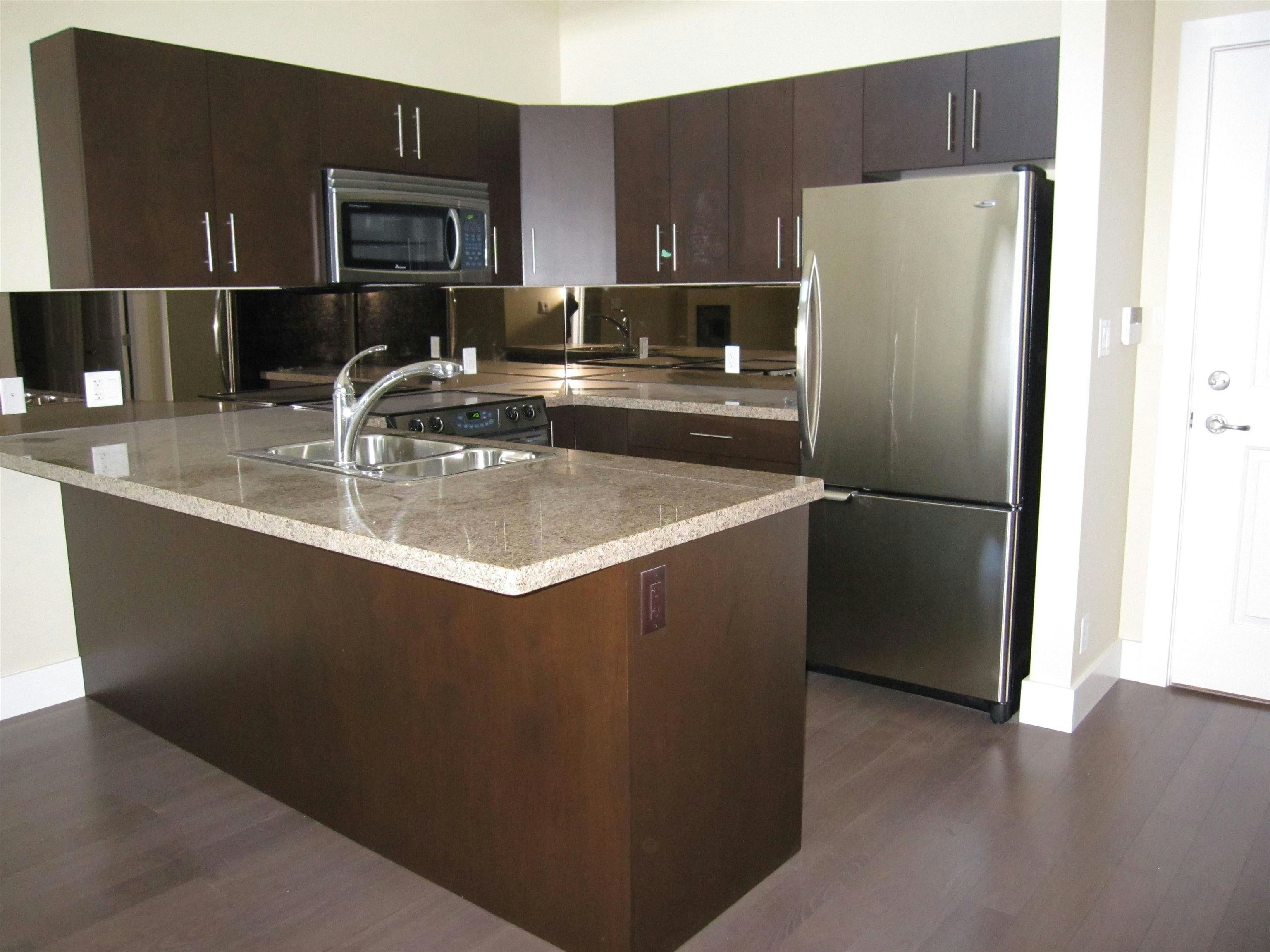3FL-8400 Anderson Road, Richmond, BC, V6Y 1S6