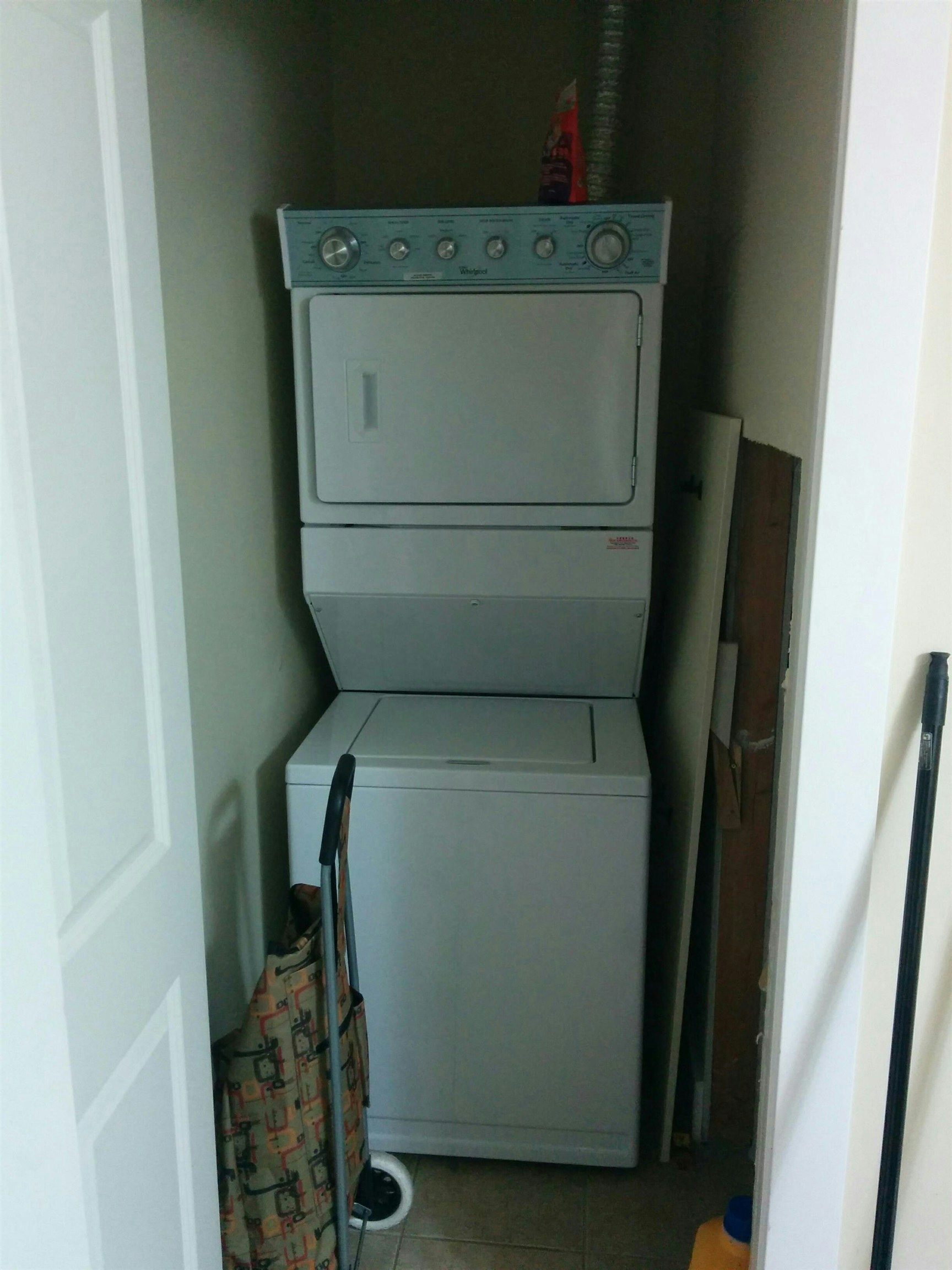 3FL-8400 Anderson Road, Richmond, BC, V6Y 1S6 - 8