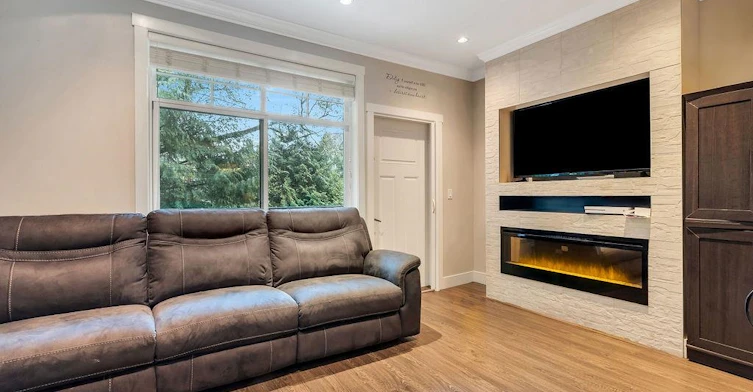 20-7090 180 Street, Surrey, BC, V3S 3T9 - 3