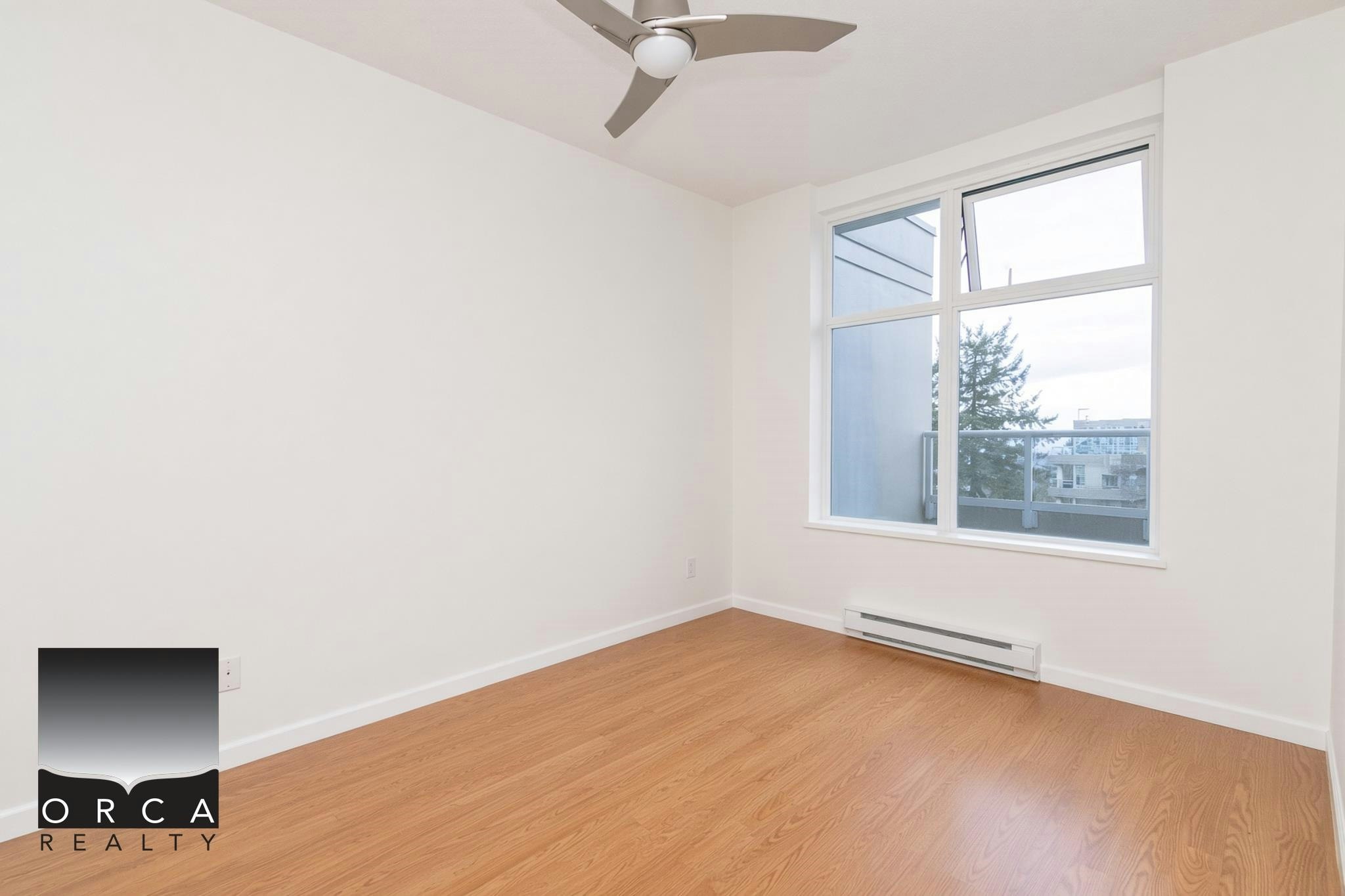 9232 University Crescent, Burnaby, BC, V5A 0C8 - 8