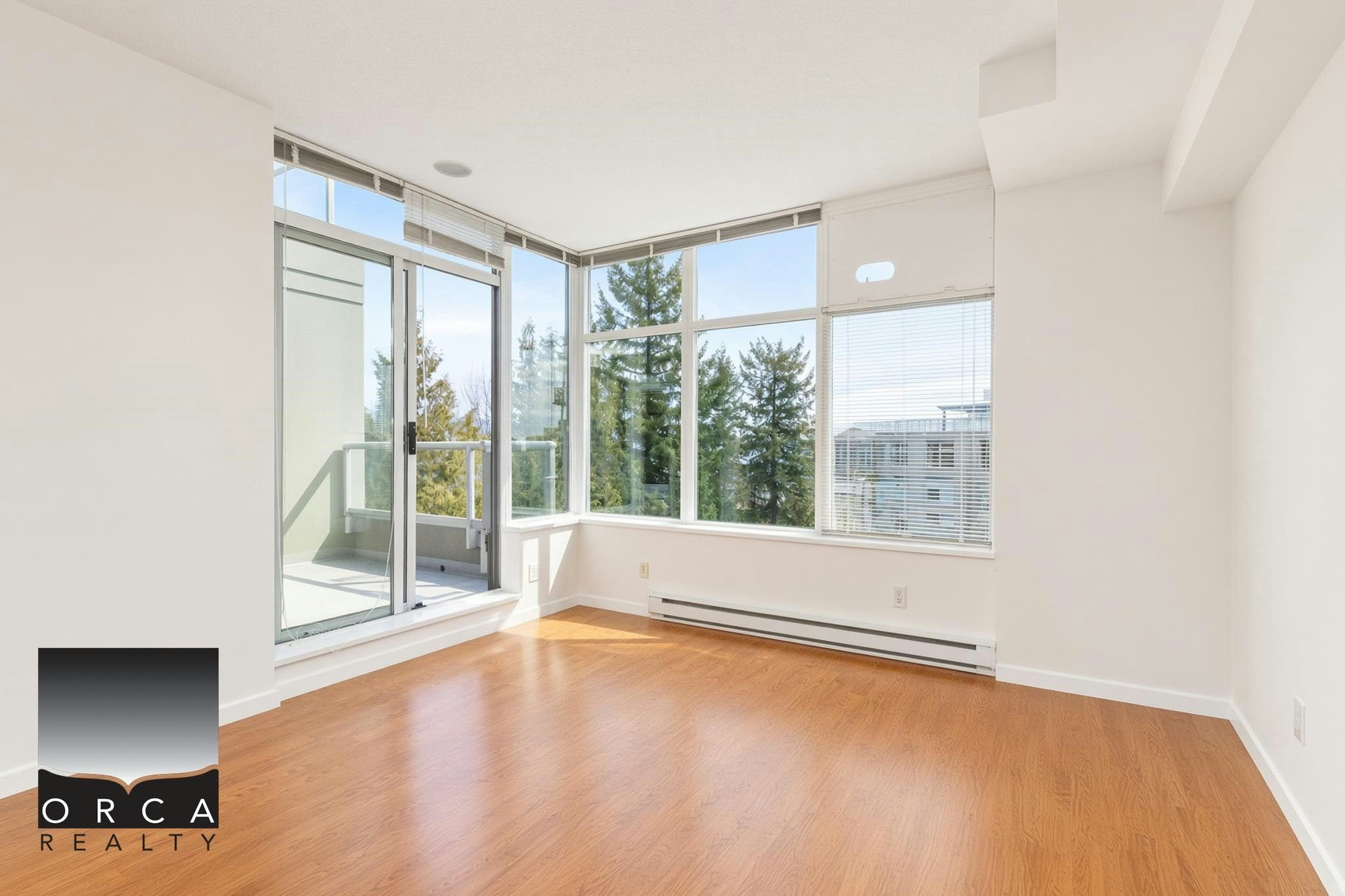 9232 University Crescent, Burnaby, BC, V5A 0C8 - 11