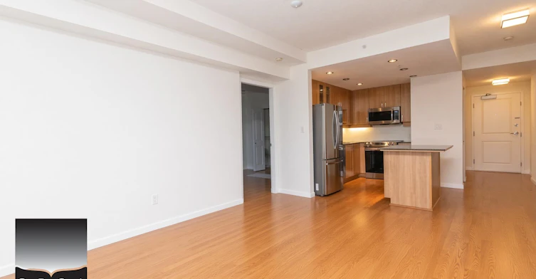 9232 University Crescent, Burnaby, BC, V5A 0C8 - 3