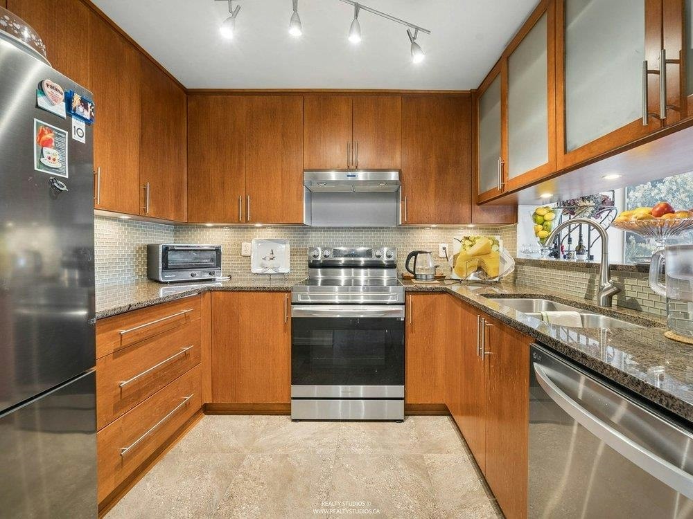 215-456 Moberly Road, Vancouver, BC, V5Z 4L7 - 3
