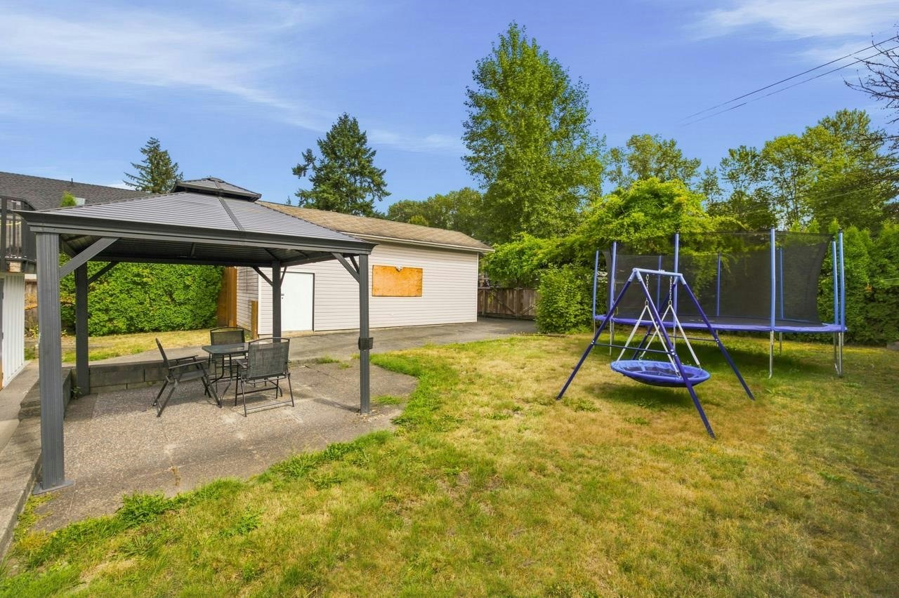 817 Greene Street, Coquitlam, BC, V3C 2B9 - 8