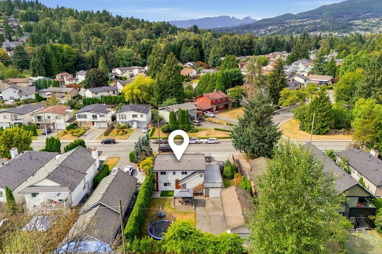 817 Greene Street, Coquitlam, BC, V3C 2B9 - 11