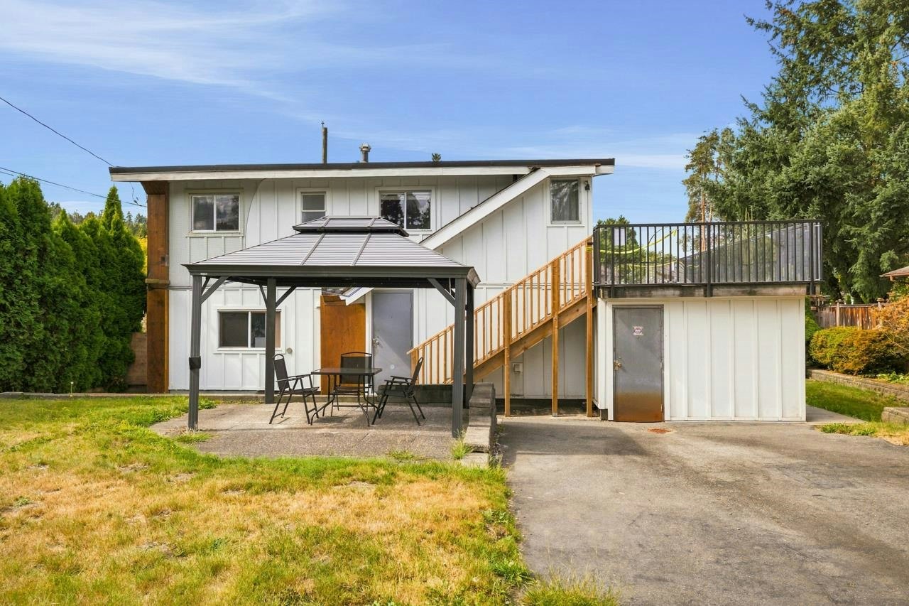 817 Greene Street, Coquitlam, BC, V3C 2B9 - 10