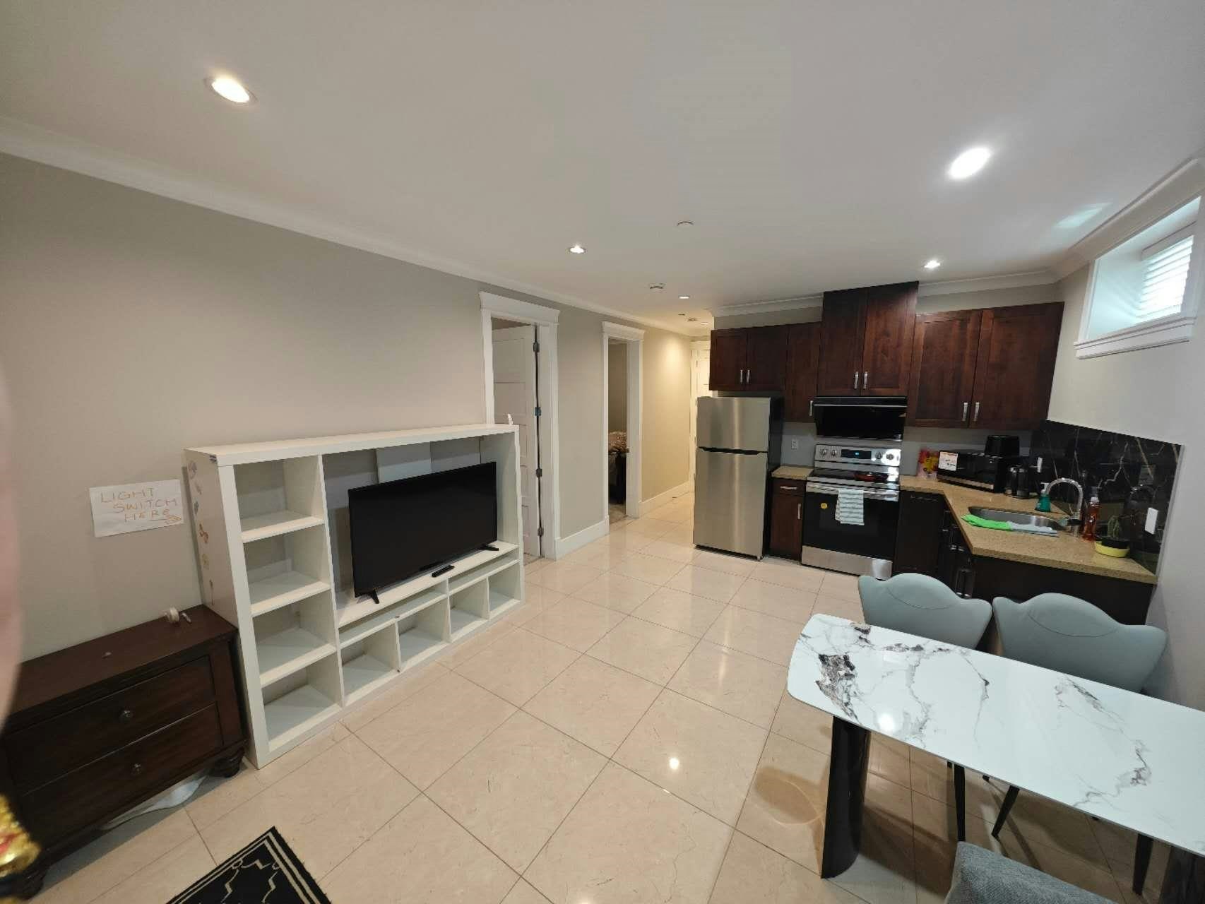 3000 West 40th Avenue, Vancouver, BC, V6N 3B3 - 3
