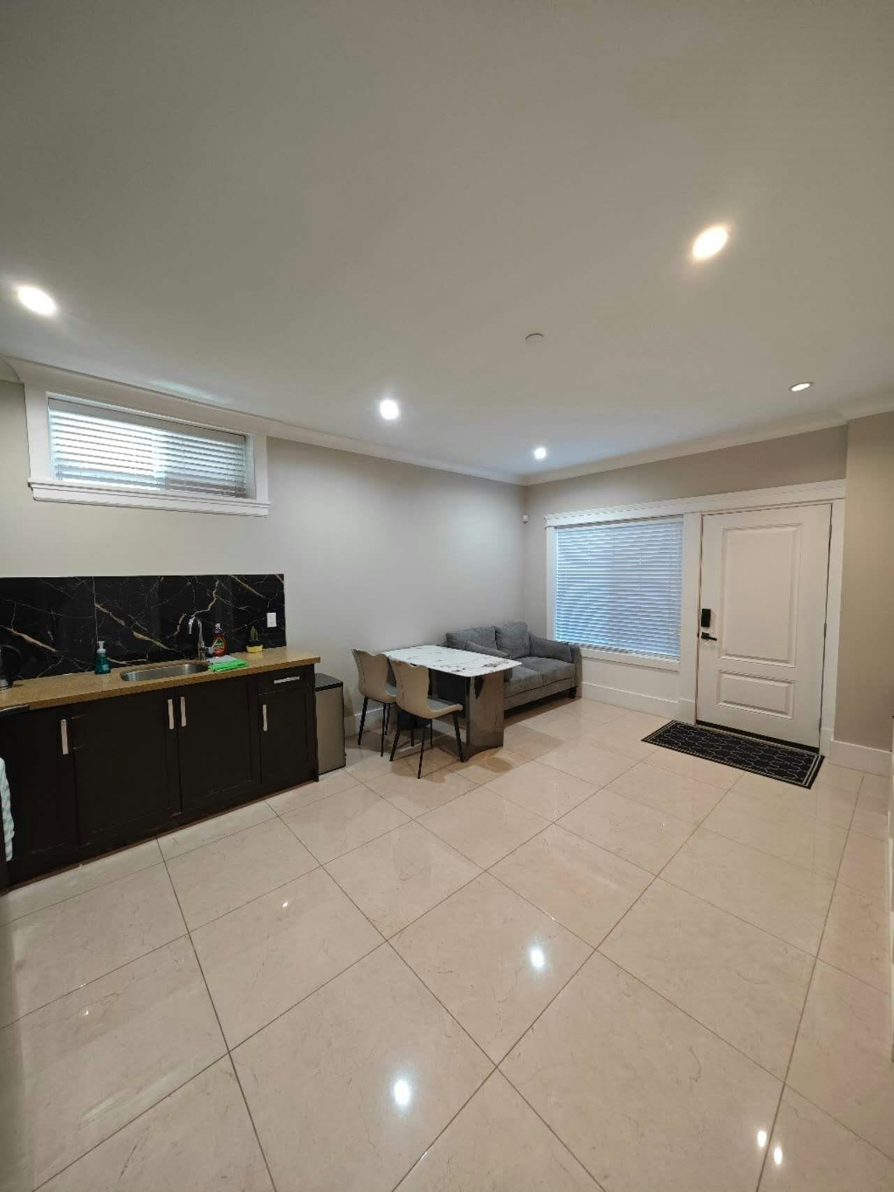 3000 West 40th Avenue, Vancouver, BC, V6N 3B3 - 4
