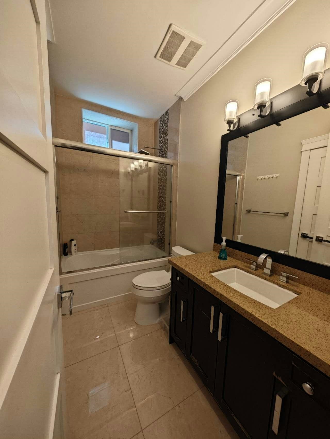 3000 West 40th Avenue, Vancouver, BC, V6N 3B3 - 8