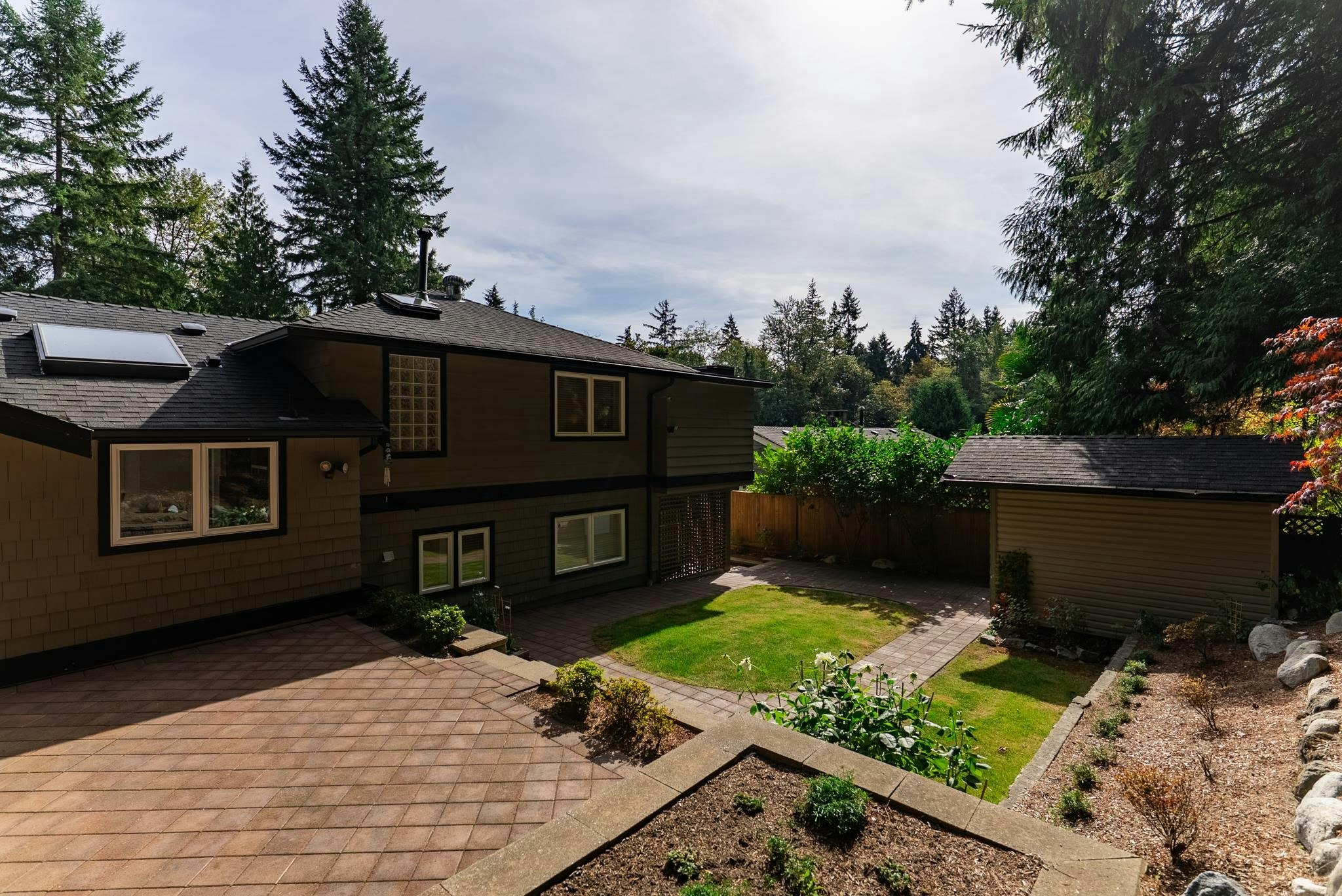 1941 Arborlynn Drive, North Vancouver, BC, V7J 2V7 - 38