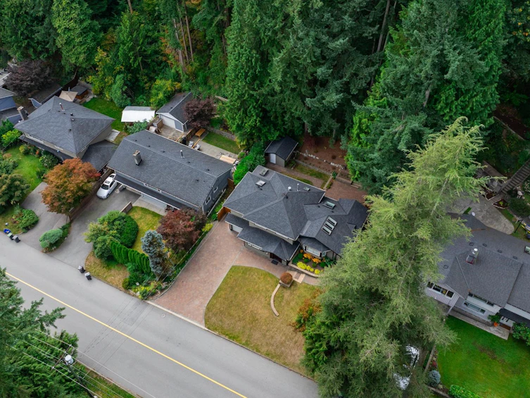 1941 Arborlynn Drive, North Vancouver, BC, V7J 2V7 - 39