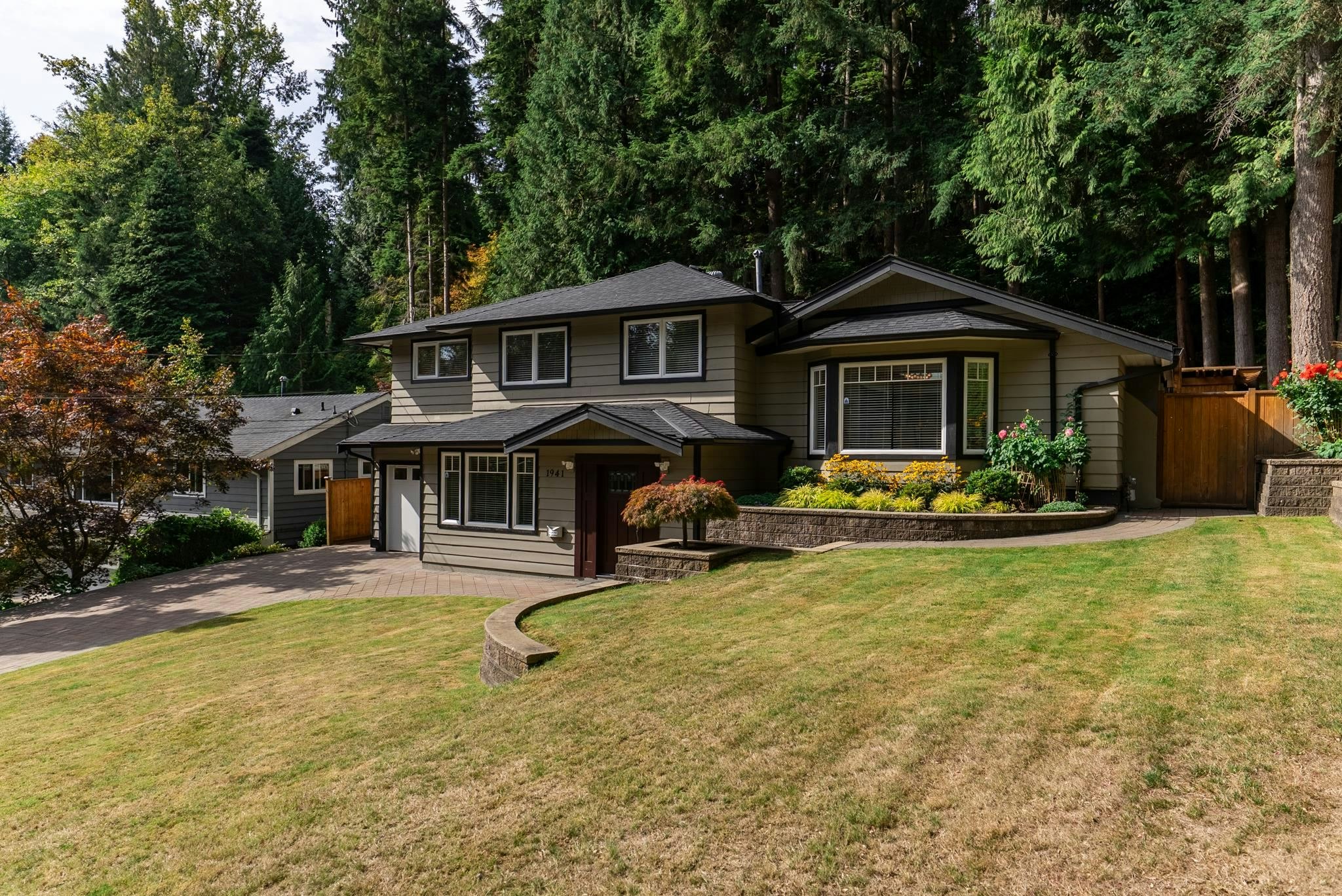 1941 Arborlynn Drive, North Vancouver, BC, V7J 2V7