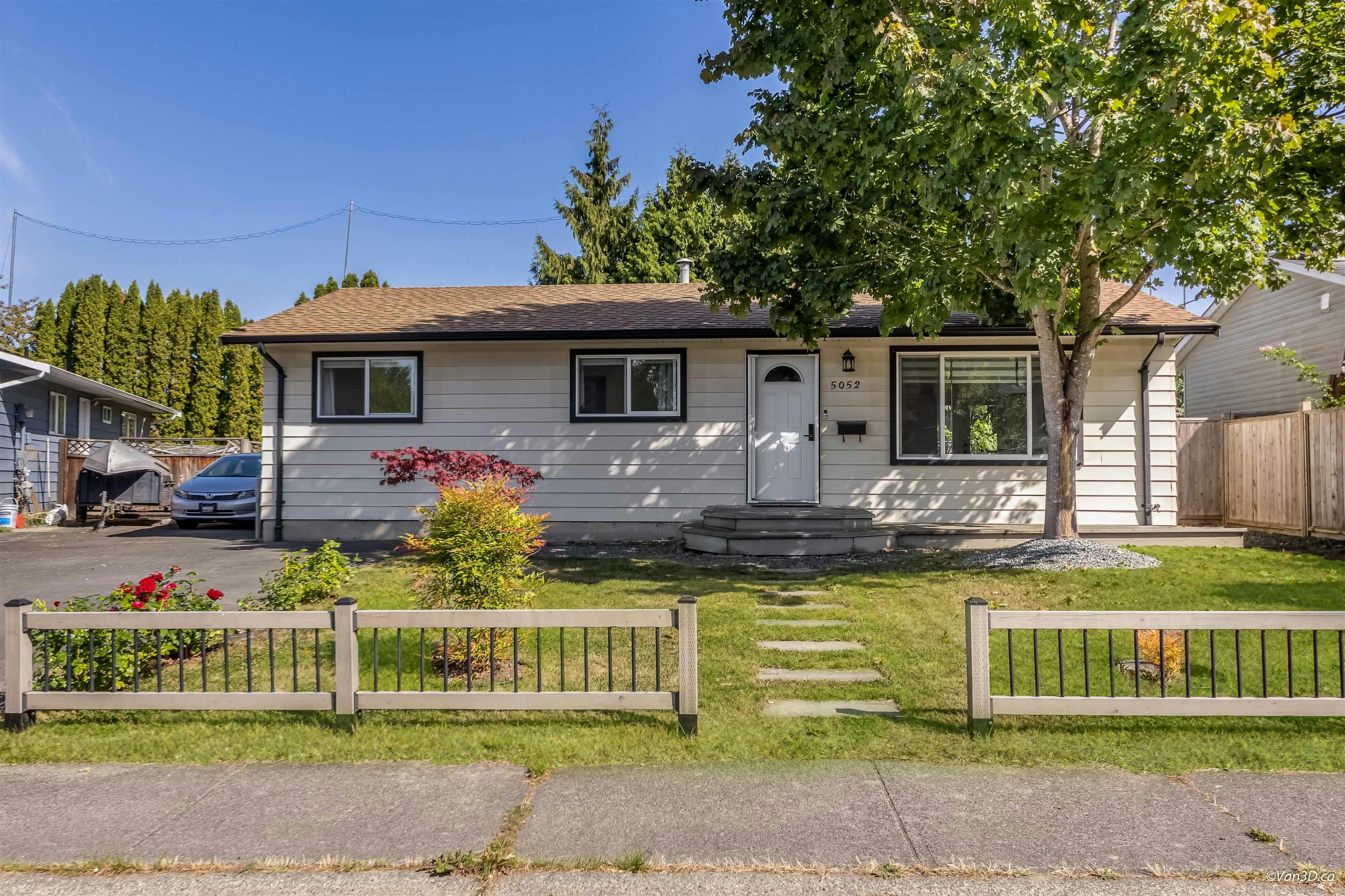 5052 205b Street, Langley, BC, V3A 6Z5