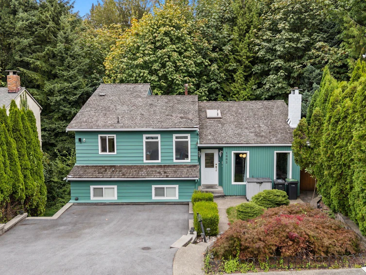1003 Windward Drive, Coquitlam, BC, V3C 4M5 - 2