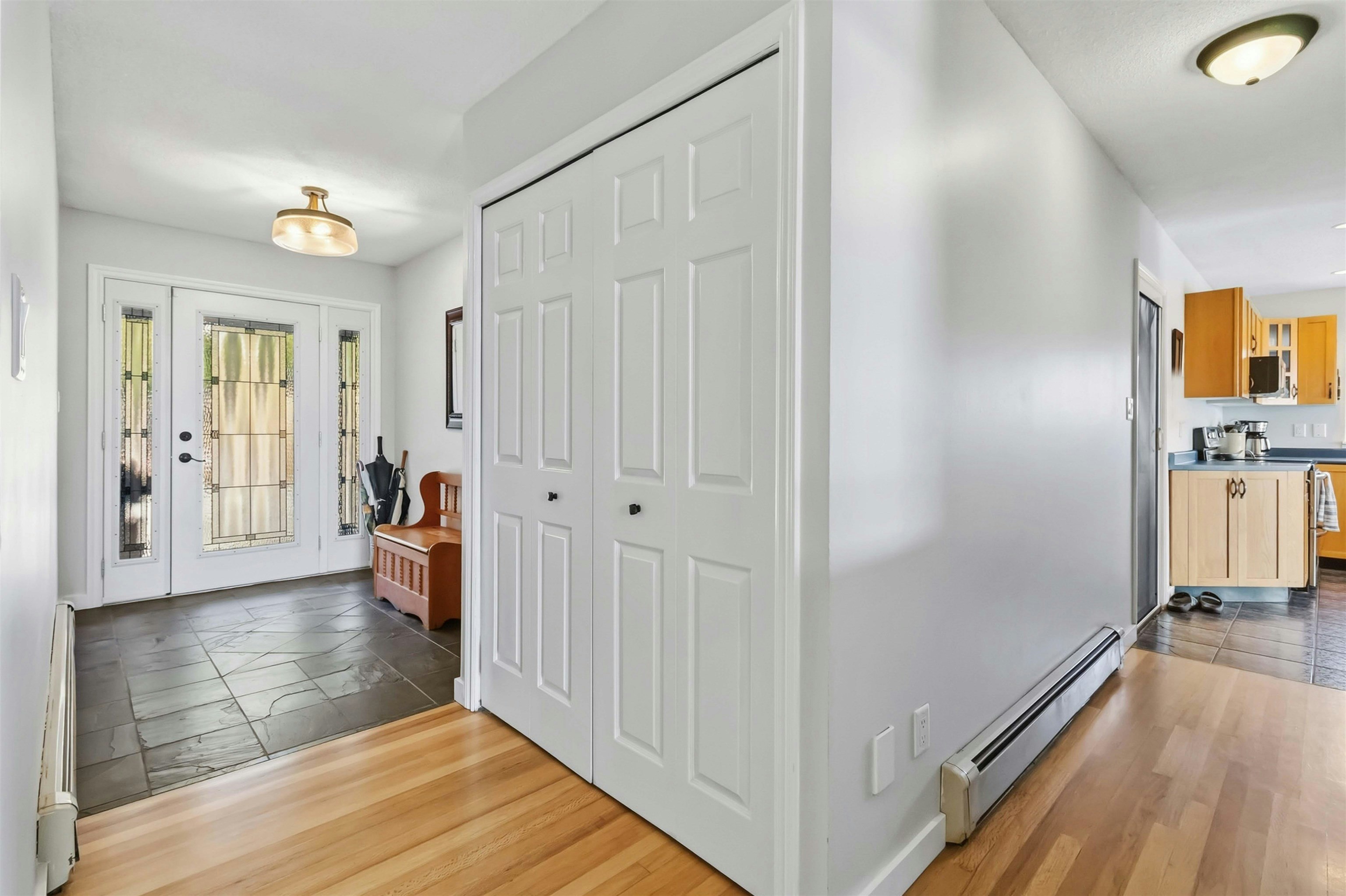 33017 14th Avenue, Mission, BC, V2V 2P3 - 4