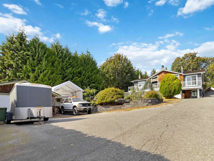 33017 14th Avenue, Mission, BC, V2V 2P3 - 33