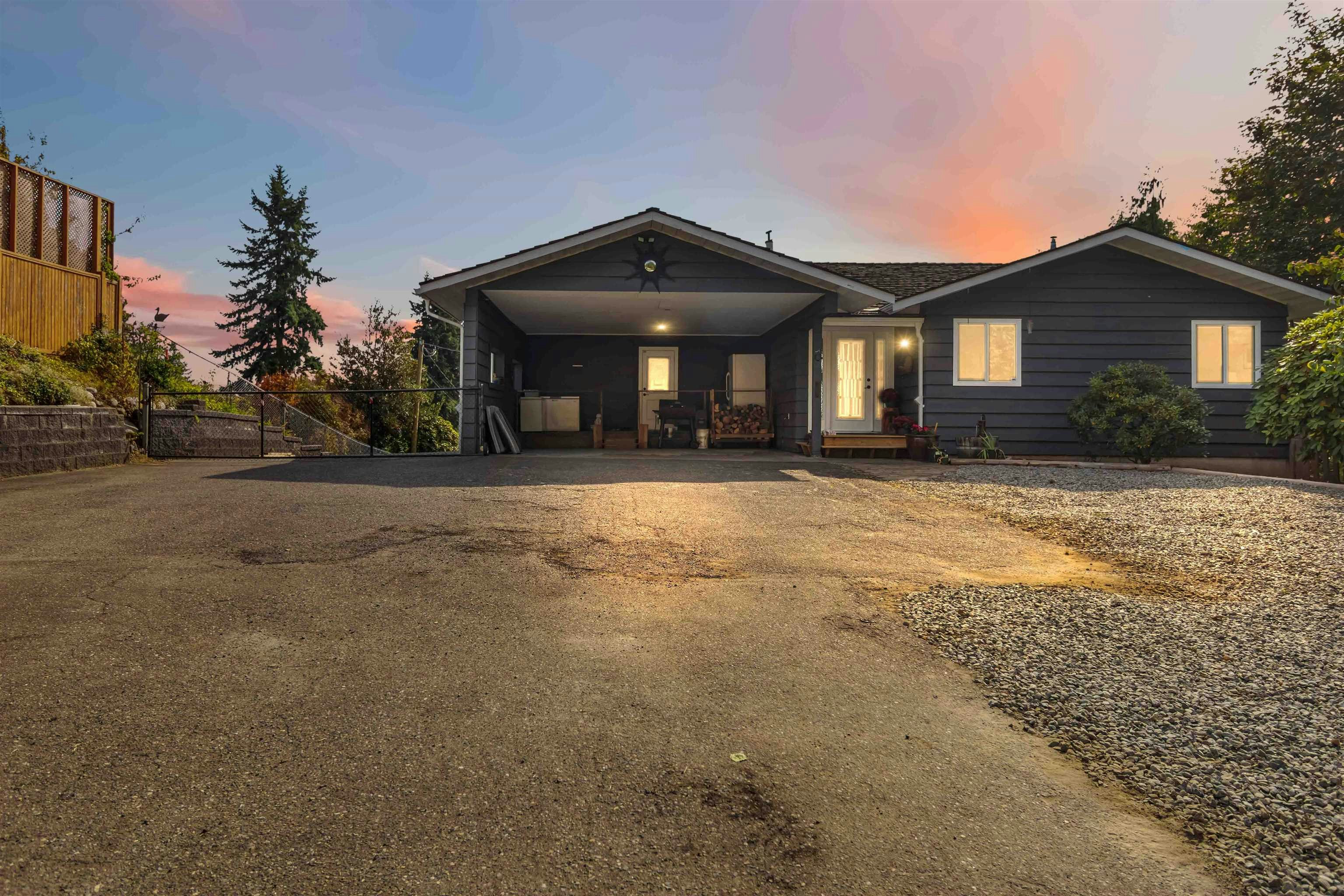 33017 14th Avenue, Mission, BC, V2V 2P3 - 34