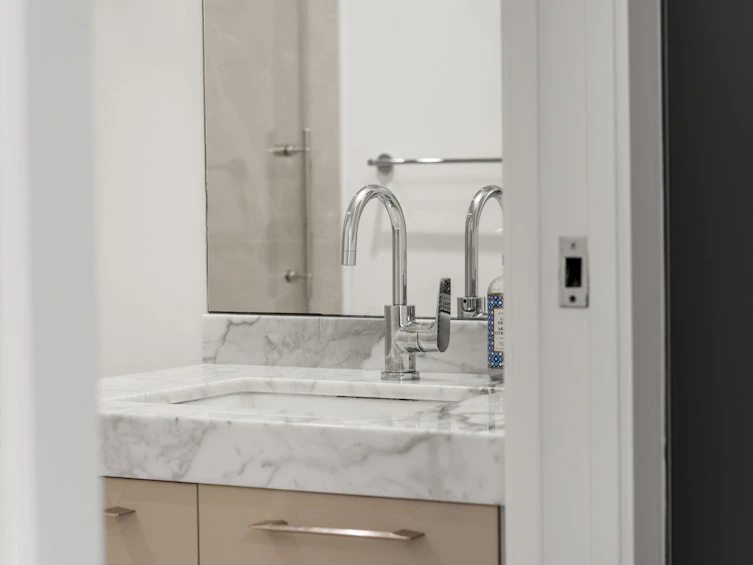 2501-1351 Continental Street, Vancouver, BC, V6Z 0C6 - 24