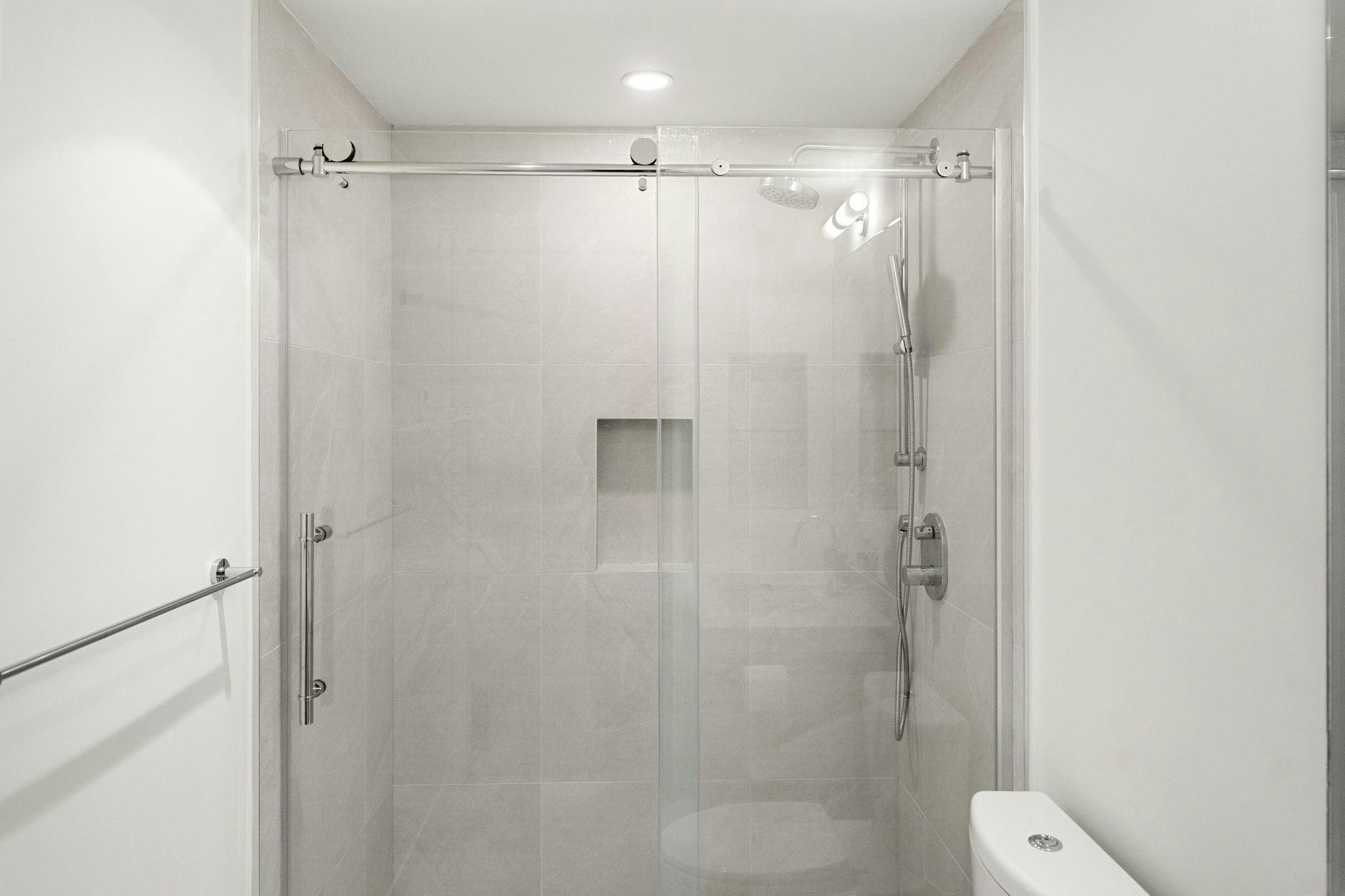 2501-1351 Continental Street, Vancouver, BC, V6Z 0C6 - 26