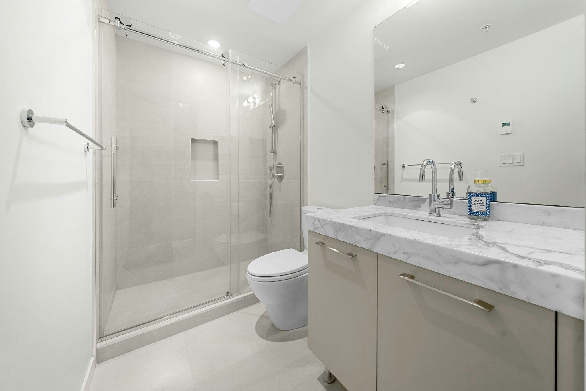 2501-1351 Continental Street, Vancouver, BC, V6Z 0C6 - 25