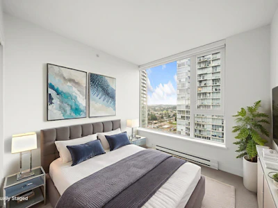 3209-13696 100 Avenue - 4