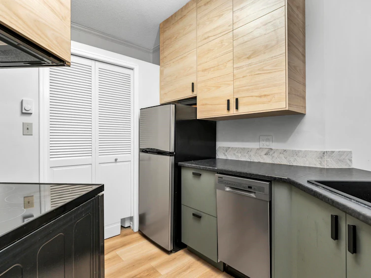 107-1100 W 7th Avenue, Vancouver, BC, V6H 1B4 - 13