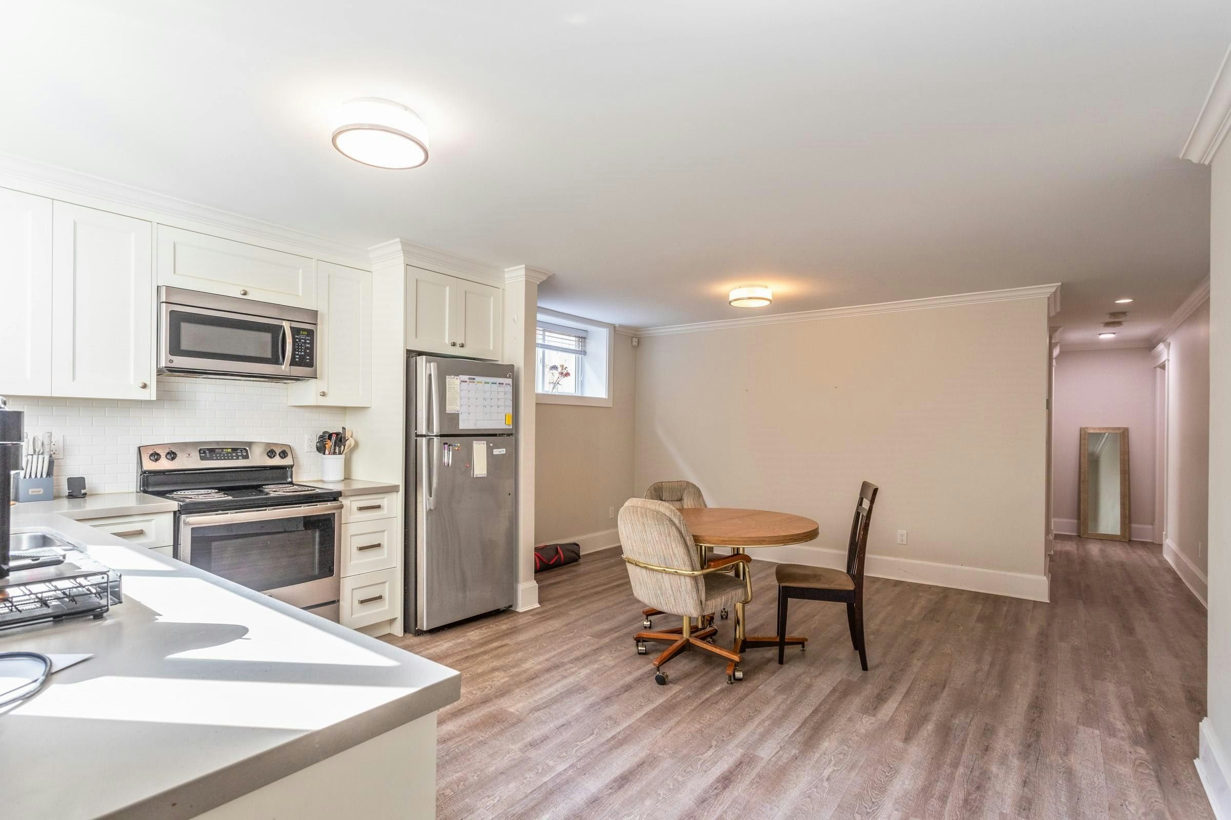 2228 Mahon Avenue, North Vancouver, BC, V7M 2T9 - 30