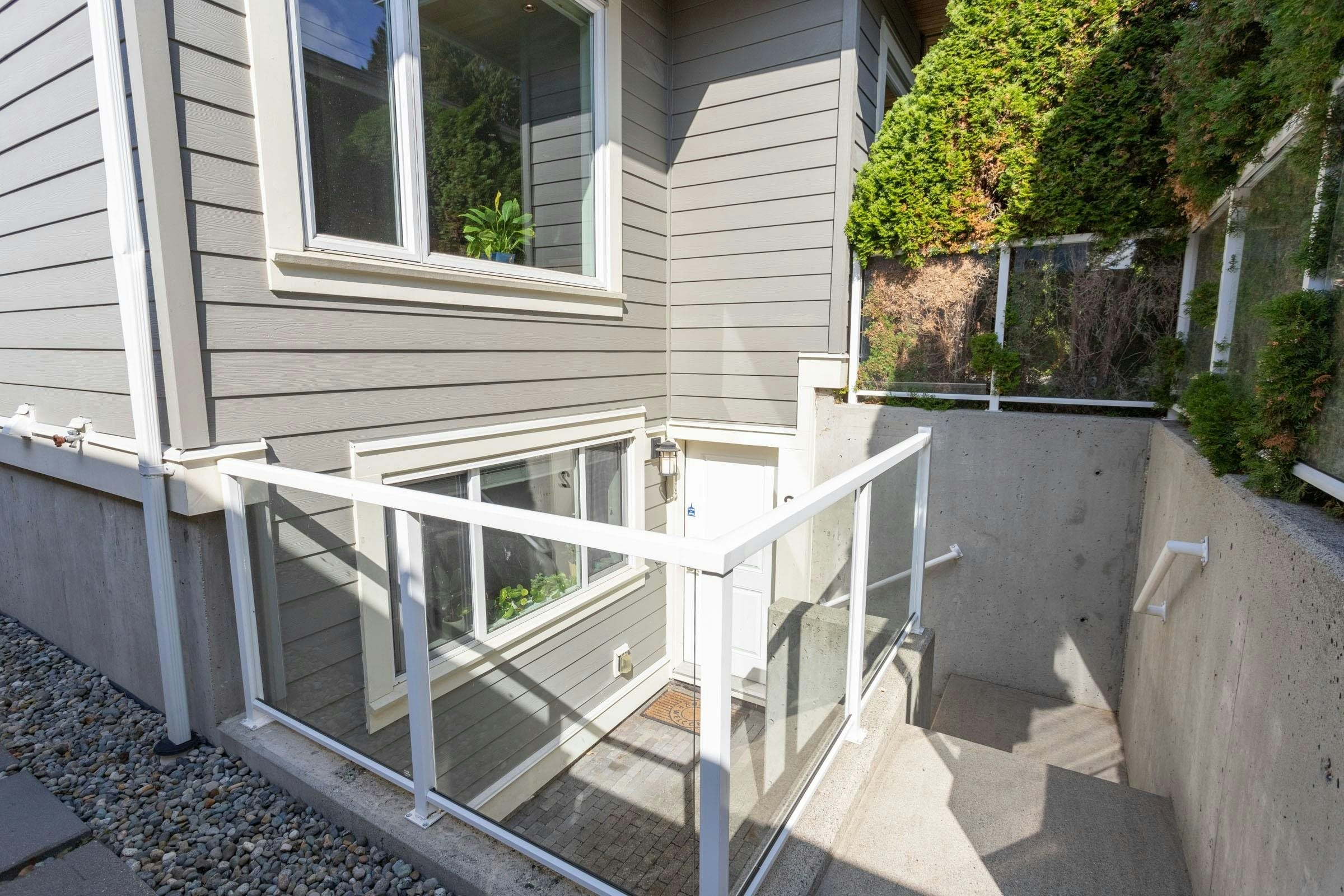 2228 Mahon Avenue, North Vancouver, BC, V7M 2T9 - 37