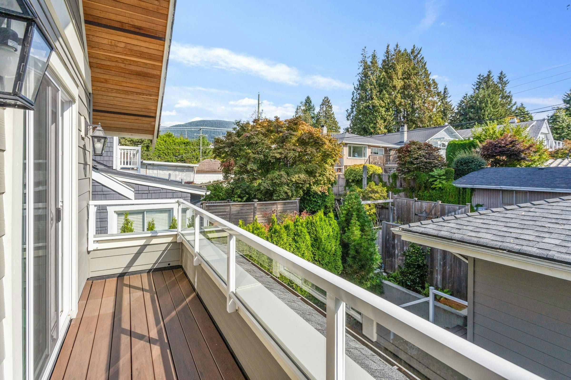 2228 Mahon Avenue, North Vancouver, BC, V7M 2T9 - 24