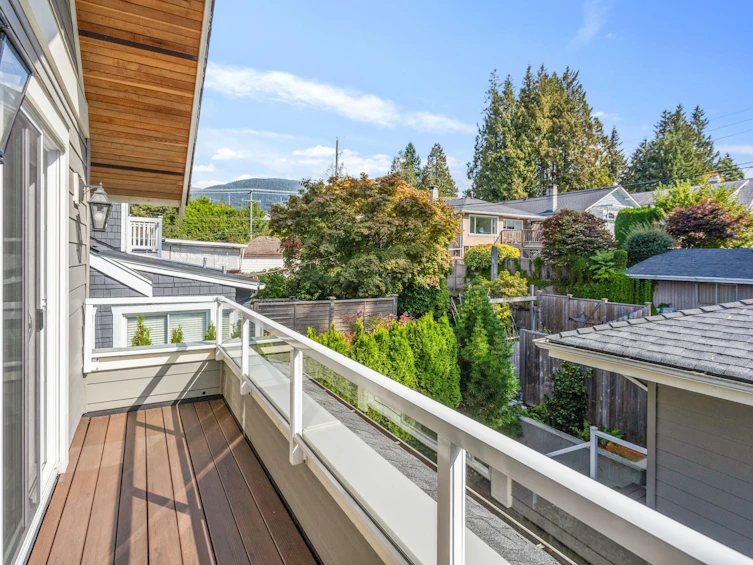 2228 Mahon Avenue, North Vancouver, BC, V7M 2T9 - 24