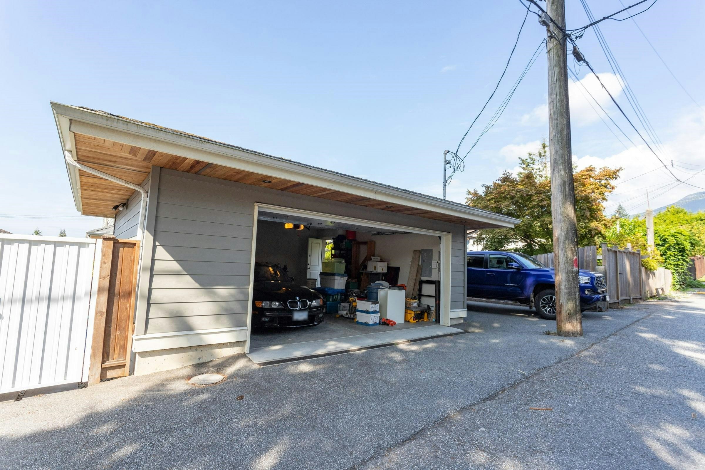 2228 Mahon Avenue, North Vancouver, BC, V7M 2T9 - 40