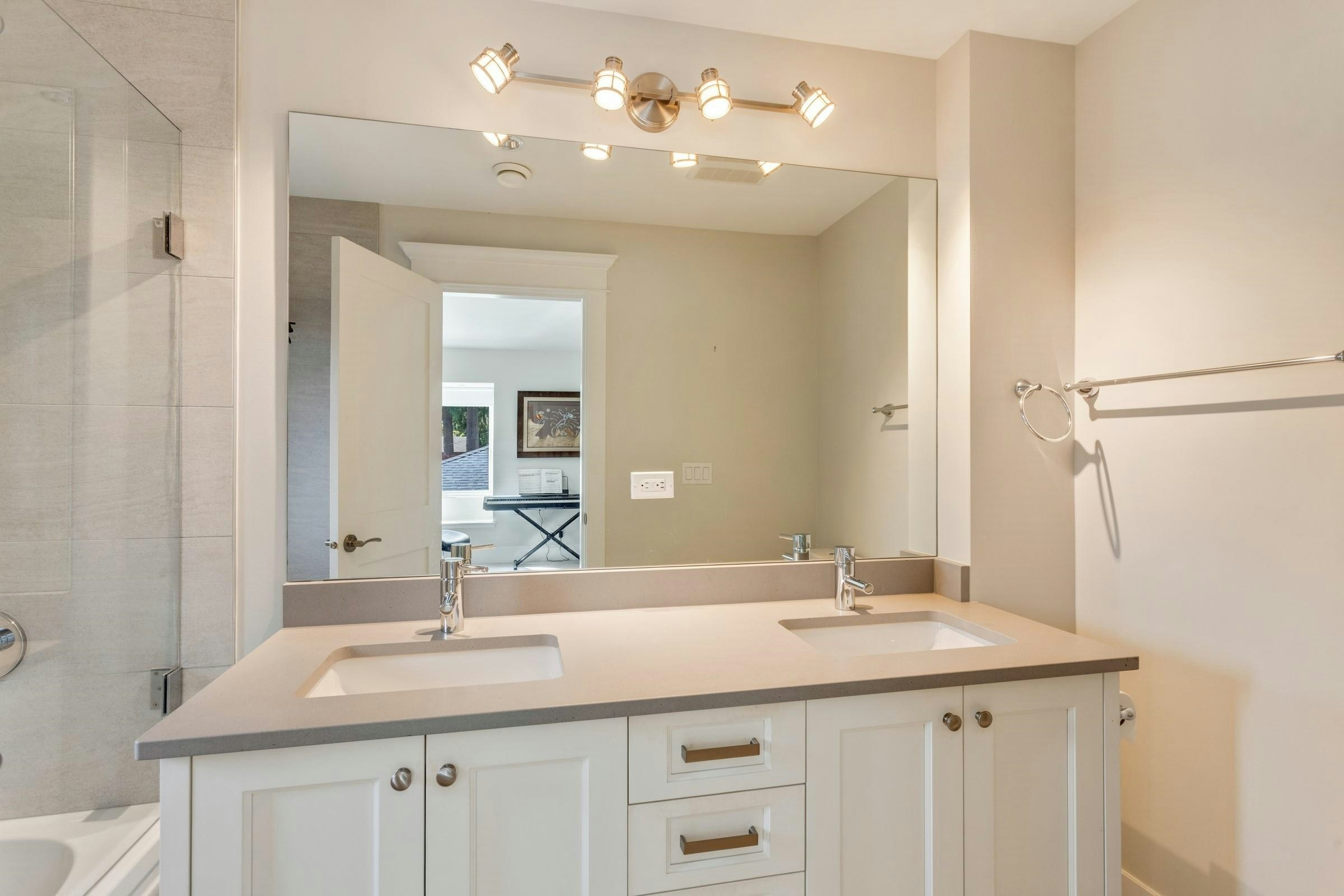 2228 Mahon Avenue, North Vancouver, BC, V7M 2T9 - 21
