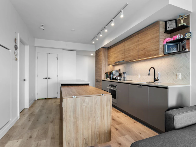 3012-10448 University Drive, Surrey, BC, V3T 0S7 - 8