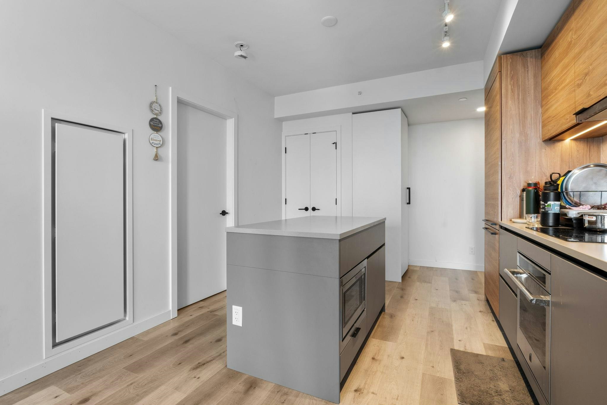 3012-10448 University Drive, Surrey, BC, V3T 0S7 - 9