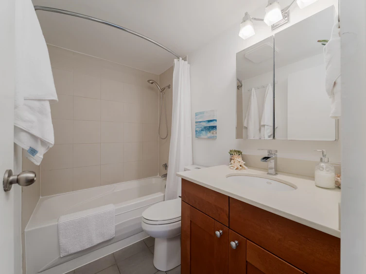 303-2450 Cornwall Avenue, Vancouver, BC, V6K 1B8 - 20