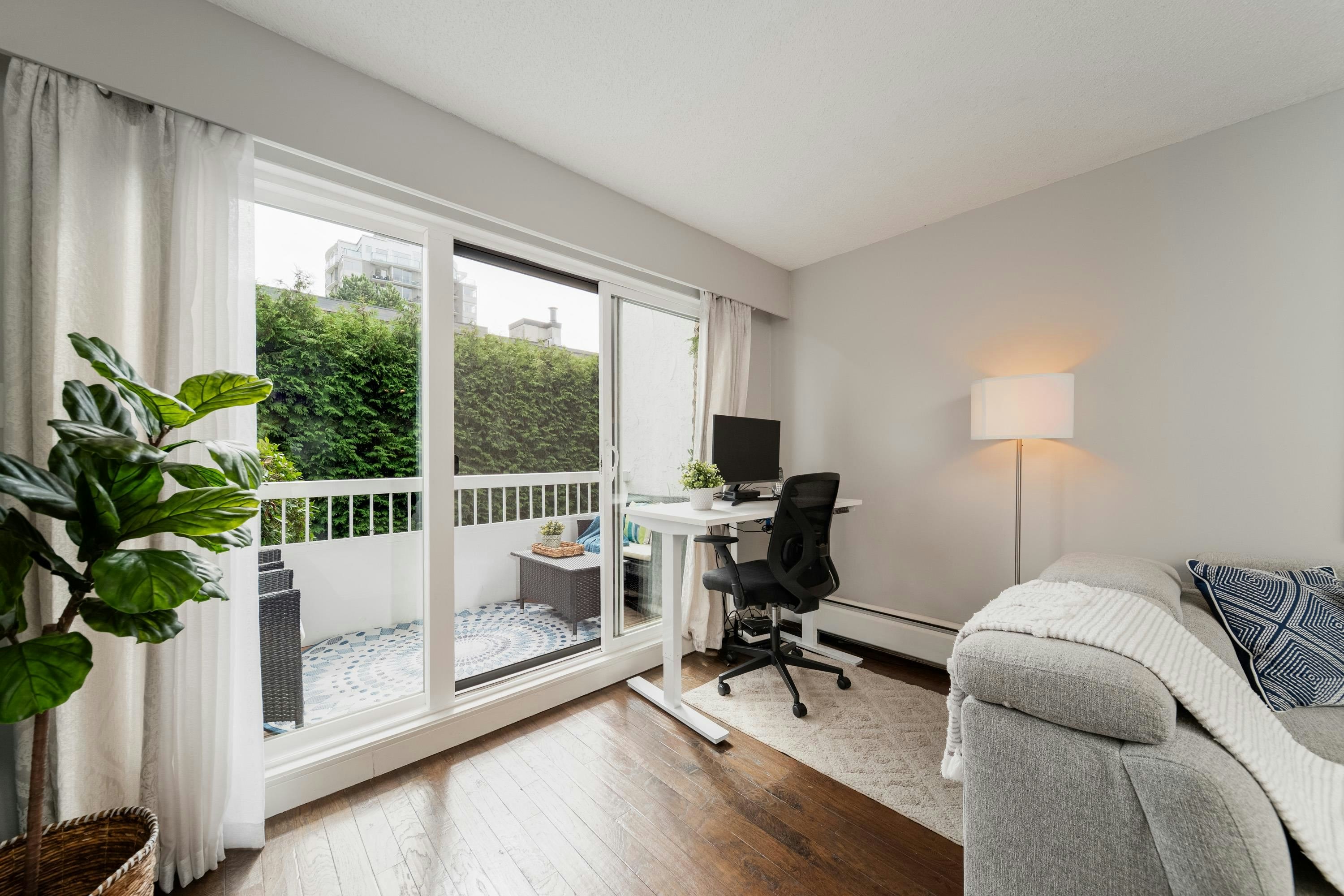 303-2450 Cornwall Avenue, Vancouver, BC, V6K 1B8 - 10