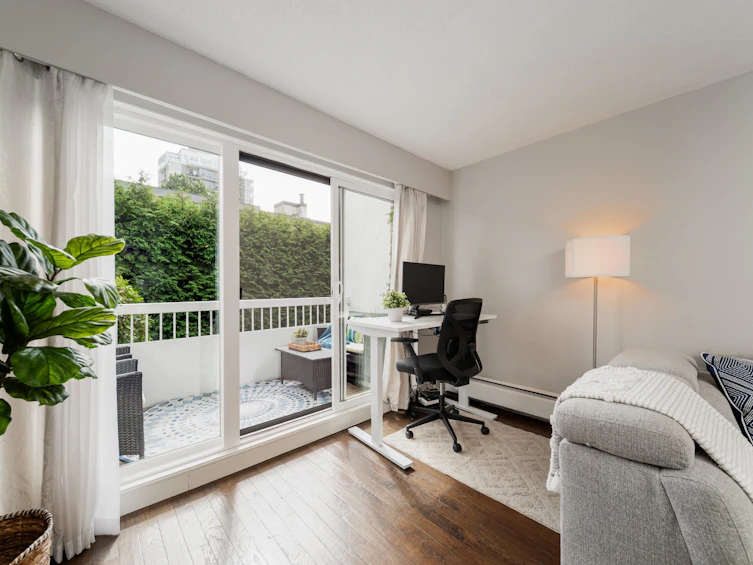 303-2450 Cornwall Avenue, Vancouver, BC, V6K 1B8 - 10