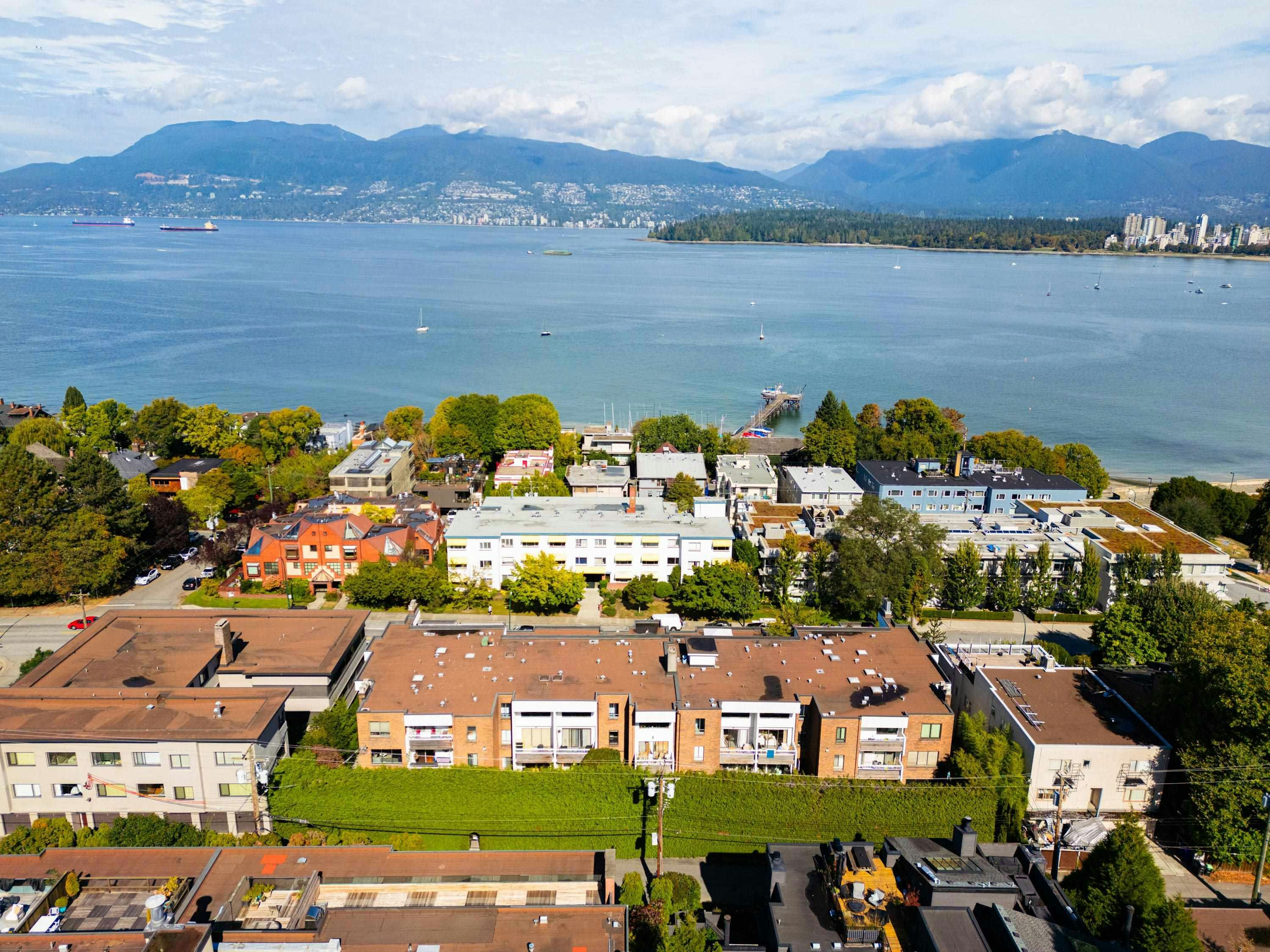 303-2450 Cornwall Avenue, Vancouver, BC, V6K 1B8 - 29