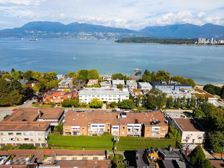 303-2450 Cornwall Avenue, Vancouver, BC, V6K 1B8 - 29