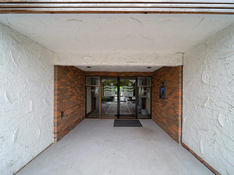 303-2450 Cornwall Avenue, Vancouver, BC, V6K 1B8 - 37