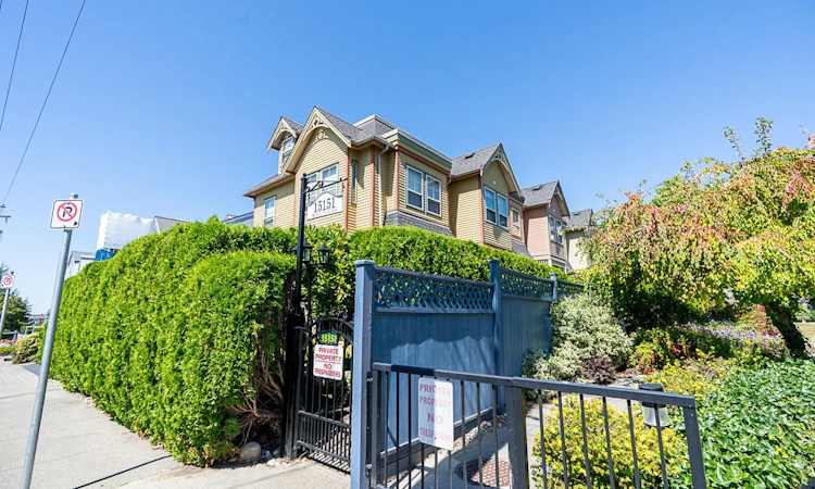 4-15151 Buena Vista Avenue