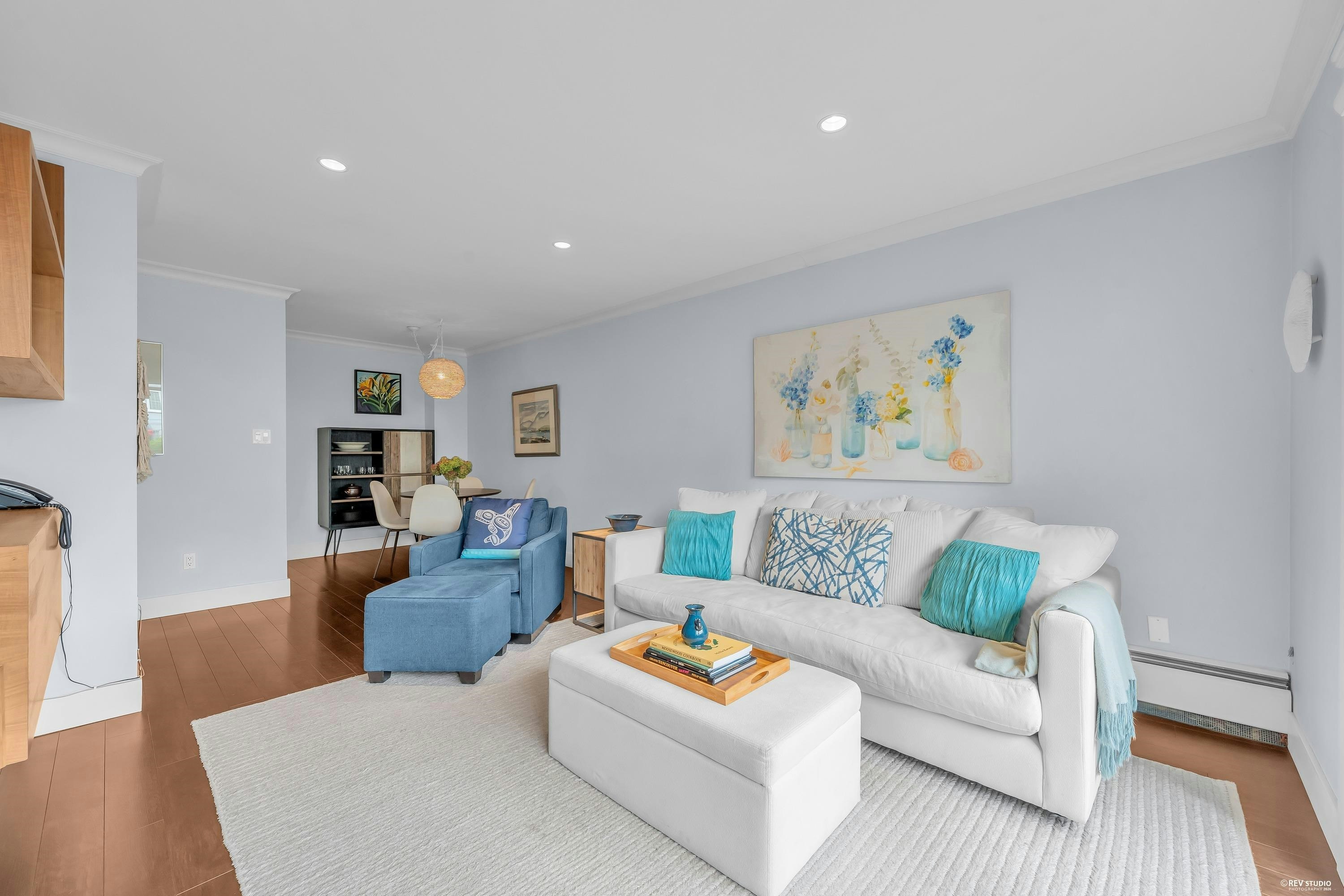 111-2040 Cornwall Avenue - 3
