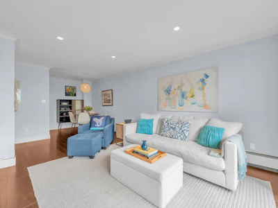 111-2040 Cornwall Avenue - 3
