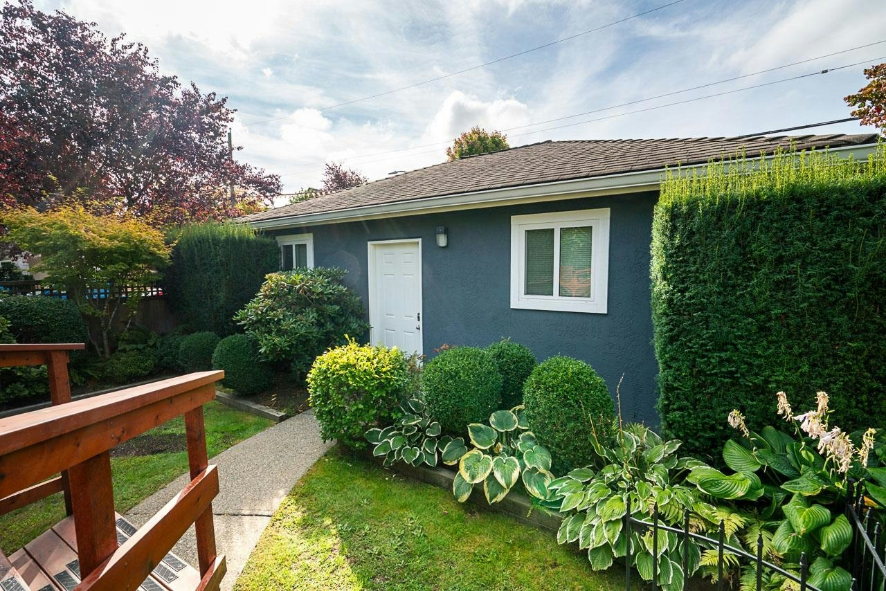 2308 W 14th Avenue, Vancouver, BC, V6K 2W3 - 38