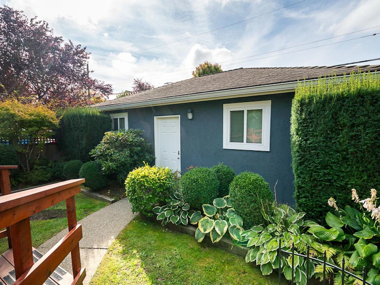 2308 W 14th Avenue, Vancouver, BC, V6K 2W3 - 38