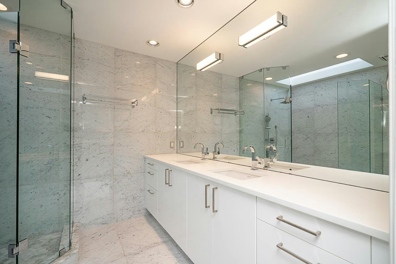 2308 W 14th Avenue, Vancouver, BC, V6K 2W3 - 27
