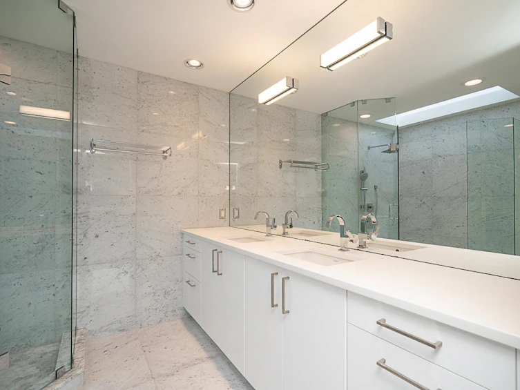 2308 W 14th Avenue, Vancouver, BC, V6K 2W3 - 27
